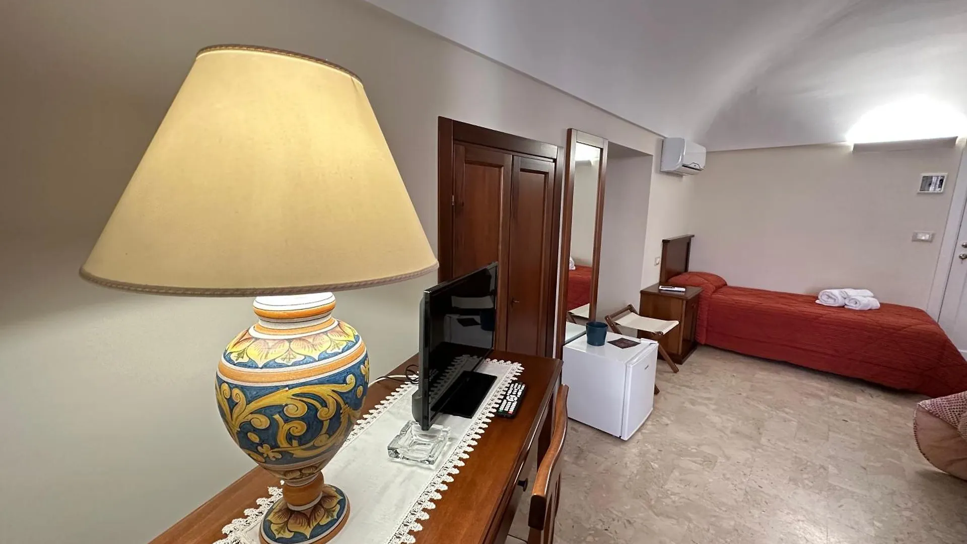 ベッド・アンド・ブレックファスト Historic B&B Apartments Home キアラモンテ・グルフィ